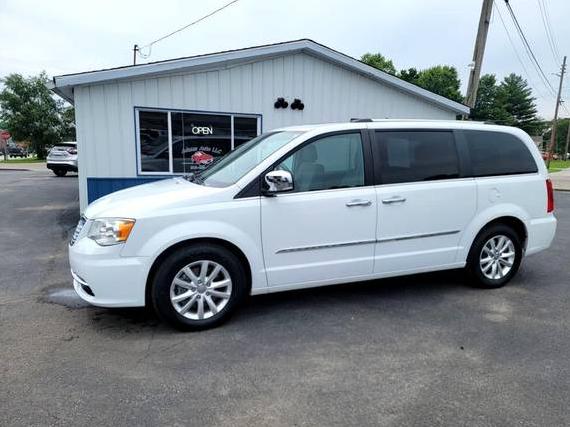 CHRYSLER TOWN AND COUNTRY 2016 2C4RC1GG1GR222022 image